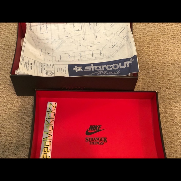 Nike cortez stranger things upside down mens - Picture 7 of 7